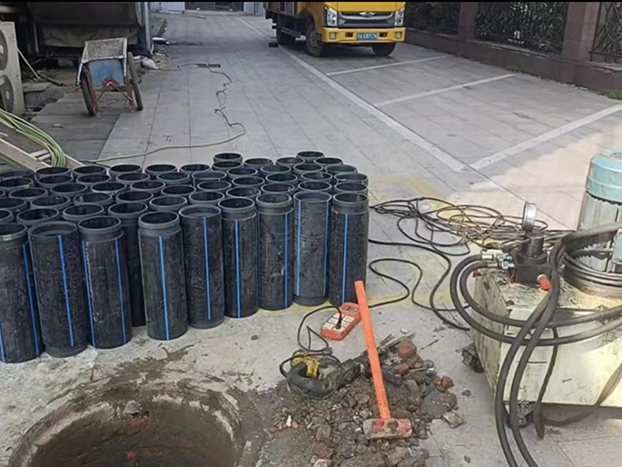 椒江PE置换管厂家 DN315置换管 非开挖管短管置换